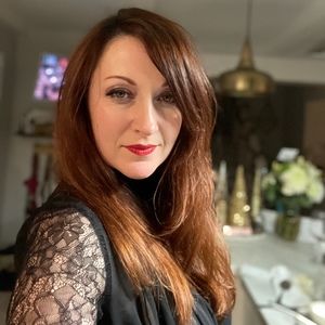 Meet your Posher, Christina